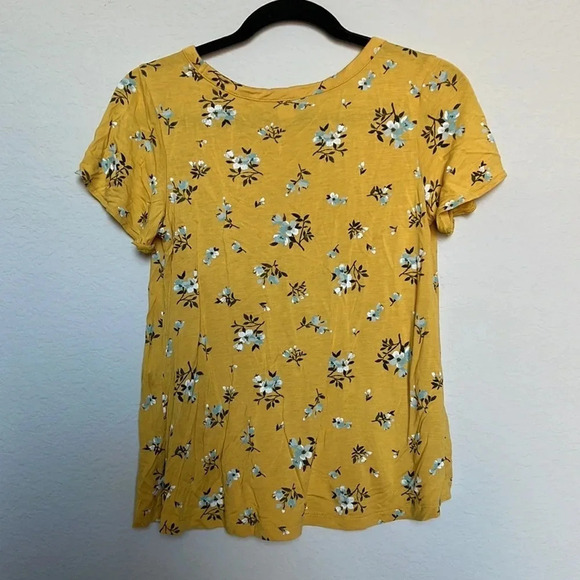 Old Navy Mustard Yellow Floral Button Up Shirt - Picture 3 of 4